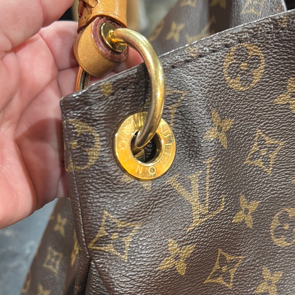 Louis Vuitton Brown Monogram Hobo Bag - Picture 8 of 16